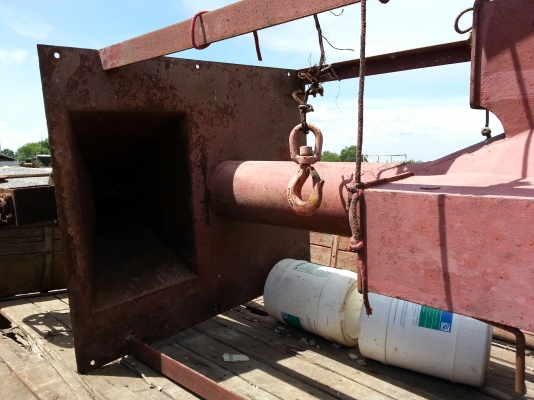 ขายด่วน เครื่องผสมอาหารสัตว์