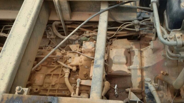 รถอีซูซุ 10 ล้อดั้ม  FXZ  270 แรงม้า. ปี 40  สนใจติดต่อ 081 - 6079515