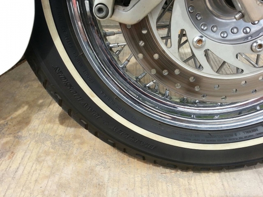 ขายYAMAHA DRAG STAR 400 CLASSIC ปี2002(ตามเลขเครื่อง) แต่งเต็ม ชิลบังลม ชุดไฟหน้า สปอร์ตไลท์ ชุดแต่งโครมเมี่ยมหน้า กระจก พักเท้า แตรไฟฟ้า ชุดเบาะจั่งหนังสีน้ำตาล+กระเป๋า1คู่ใช้งานได้จริง พักเท้าหลัง สดุดตา ขี่เท่ได้เลย อินวอย+สรรพสามิตร+ประกันภัย พรบ.=เอก