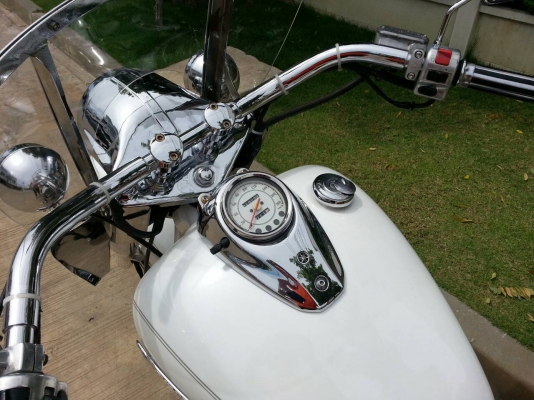 ขายYAMAHA DRAG STAR 400 CLASSIC ปี2002(ตามเลขเครื่อง) แต่งเต็ม ชิลบังลม ชุดไฟหน้า สปอร์ตไลท์ ชุดแต่งโครมเมี่ยมหน้า กระจก พักเท้า แตรไฟฟ้า ชุดเบาะจั่งหนังสีน้ำตาล+กระเป๋า1คู่ใช้งานได้จริง พักเท้าหลัง สดุดตา ขี่เท่ได้เลย อินวอย+สรรพสามิตร+ประกันภัย พรบ.=เอก