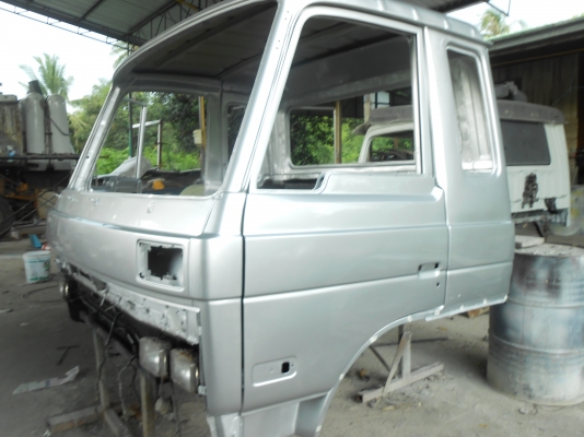 ขายโครงหัวเก๋งรถ UD 430  ไม่มีอะไหล่