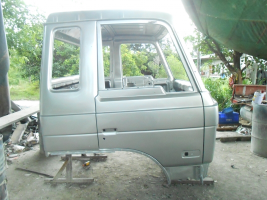 ขายโครงหัวเก๋งรถ UD 430  ไม่มีอะไหล่