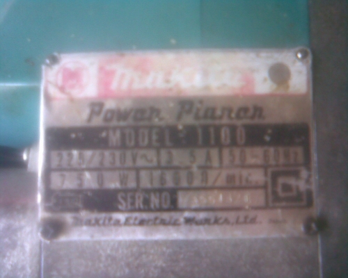 กบ  3  นิ้ว มากีตารุ่น 1100