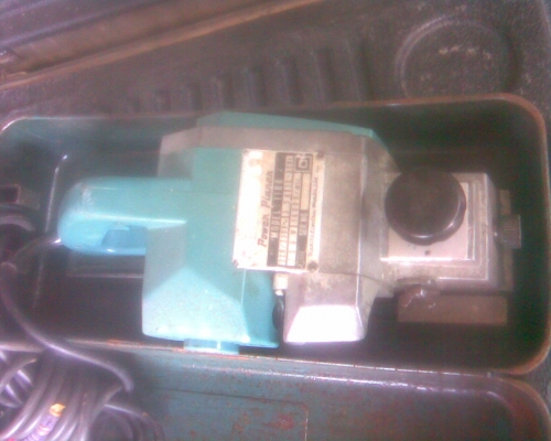 กบ  3  นิ้ว มากีตารุ่น 1100