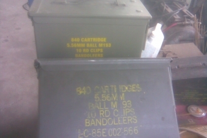 กล่องใส่เครื่องมือสภาพสวยๆครับดังเดิมครับกันน้ำได้ครับเป็นกล่องกระสุนครับไว้ใส่เครื่องมือช่างครับราคานี้น่าเก็บครับ