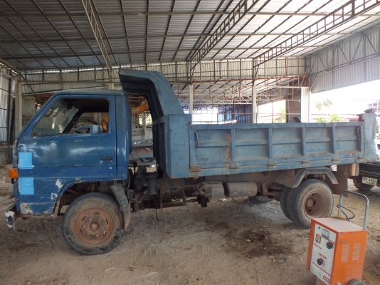 ขายรถดั้ม ISUZU NPR 110 แรง