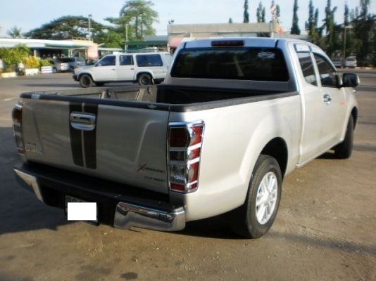 ISUZU 2.5 SLX SPACECAB TURBO โฉม D-MAX (ปี12-ปัจจุบัน) ISUZU 2.5 SLX SPACECAB TURBO โฉม D-MAX (ปี12-ปัจจุบัน)