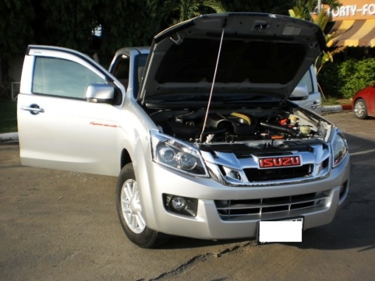 ISUZU 2.5 SLX SPACECAB TURBO โฉม D-MAX (ปี12-ปัจจุบัน) ISUZU 2.5 SLX SPACECAB TURBO โฉม D-MAX (ปี12-ปัจจุบัน)