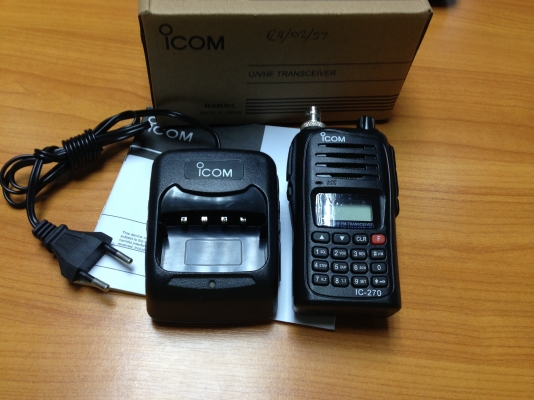 ขายวิทยุสื่อสาร พร้อมอุปกรณ์