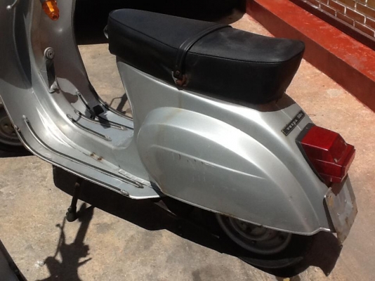 Ya vespa shop เสนอขาย 50cc italy 29000฿(ดีกว่าซื้อ64ดัดแปลงย้อมแมวศูนย์เอียง) Ya vespa shop เสนอขาย 50cc italy 29000฿(ดีกว่าซื้อ64ดัดแปลงย้อมแมวศูนย์เอียง)