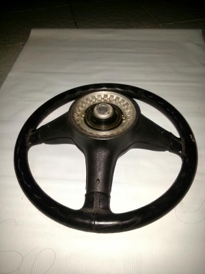 ขายพวงมาลัย M BMW e28