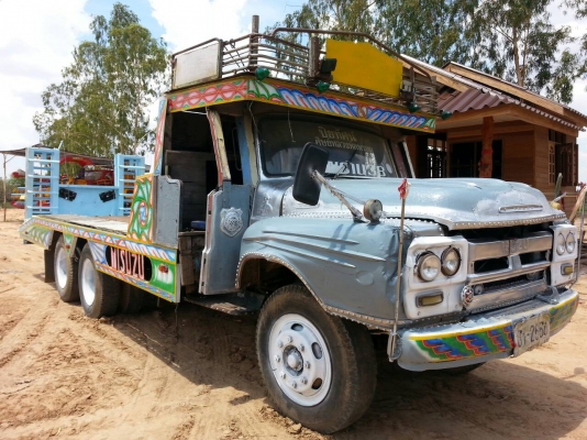 ขายเทรลเลอร์หัวยาว168แรง เครื่องดี แคชซีสวย สีสันสวยงาม มีบันไดไฮดรอลิกขึ้นรถเกี่ยว สภาพพร้อมใช้งาน เอกสารพร้อมโอน