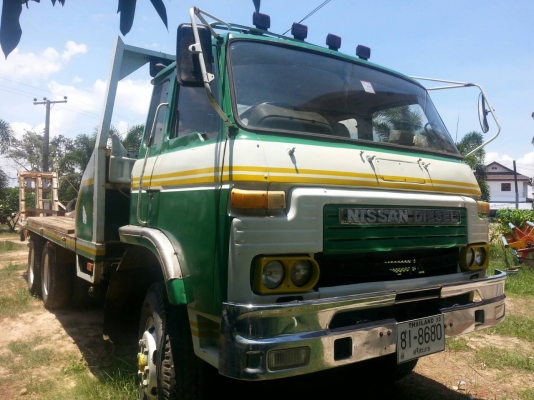 ขายเทรลเลอร์UD 220แรง 2เพลาหางใหญ่เหล็กไอบรีมขึ้นแบคโค200และ320ได้ มีบันไดขึ้นรถเกี่ยว เครื่องดี แคชซีสวย เอกสารพร้อมโอน