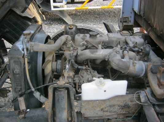 หลุดมัดจำแล้ว...ต้องการขาย 4 ล้อ อีซูซุ 88 แท้ห้าง เกียร์สั้นสภาพพร้อมใช้ เครื่องฟิตดีไม่มีเยิ้ม สภาพสวย  ซื้อไปใช้งานได้เลย