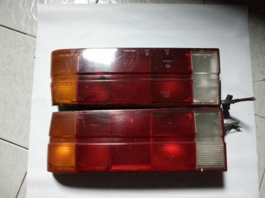 ขายไฟท้าย e30 2ชั้น