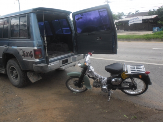 มารับรถแล้วครับ พี่ ศิริชัย นิลขาว จากบางประกง รับรถไปแล้วคับ