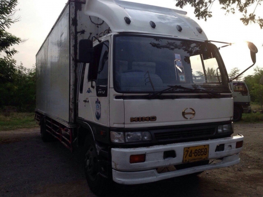 HINO FF1J เครื่อง jo8 เบรคทิฟี่ เพาเวอร ตู้แห้งยาว 7.3 เมตร ภาษีเต็ม ยาง1000 ขอบ20