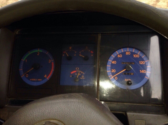 HINO FF1J เครื่อง jo8 เบรคทิฟี่ เพาเวอร ตู้แห้งยาว 7.3 เมตร ภาษีเต็ม ยาง1000 ขอบ20