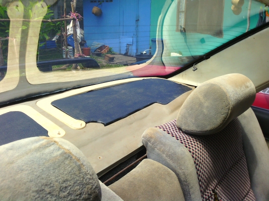 ขายเก๋ง แอร์เย็น ภาษีไม่ขาด ล้อแมก สีสวย เครื่องดี ราคา39000 บาท