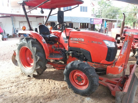 ปัญญาแทรคเตอร์มาแล้ว... คูโบต้า L3608 พร้อมใบมีดคานล่างFD163F ผาน6x22ตราช้าง ทำงาน 1057ชม. จัดส่ง อ.สากเหล็ก จ.พิจิตร