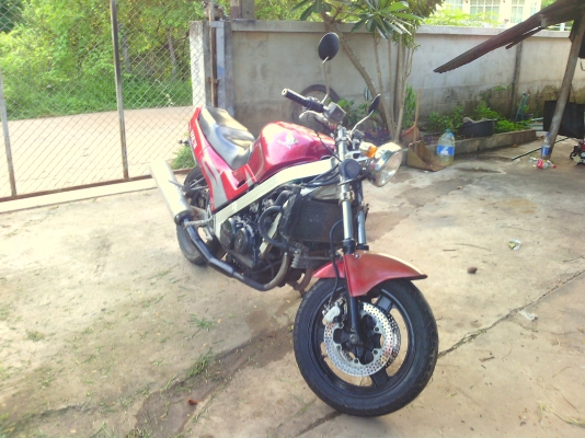 ขาย HONDA VFR 750 เครื่องดี ขาย HONDA VFR 750 เครื่องดี