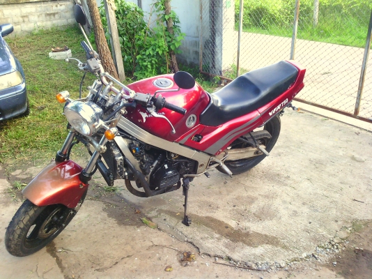 ขาย HONDA VFR 750 เครื่องดี ขาย HONDA VFR 750 เครื่องดี