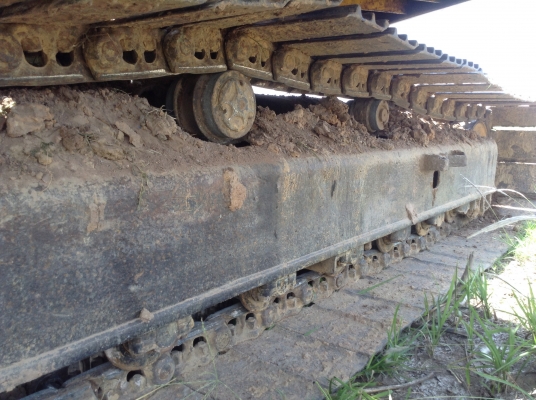 ขายแบคโฮ KOBE SK200 Mark 3 เก๋งเทา รถใช้งานอยู่ทุกวัน เอกสารเล่มทะเบียนพร้อม เครื่องดี ปั้มแรง ทำงานไม่โหลด กระบอกไฮดรอริคไม่มีเยิ้ม แทรคดี เอวแน่น ราคาต่อรองได้