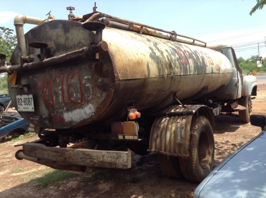 ขายรถน้ำ 6 ล้อหัวยาว  เครื่อง DA120 125 แรงม้า ปั้มเกียร์ฝากใช้งานได้ ทะเบียนเต็มพร้อมโอน ราคาคุยกันได้