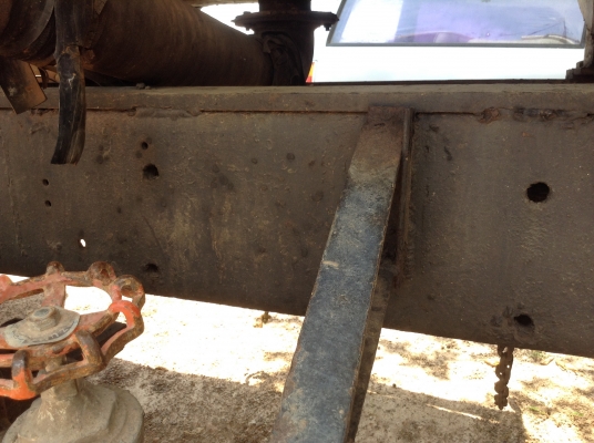 ขายรถน้ำ 6 ล้อหัวยาว  เครื่อง DA120 125 แรงม้า ปั้มเกียร์ฝากใช้งานได้ ทะเบียนเต็มพร้อมโอน ราคาคุยกันได้