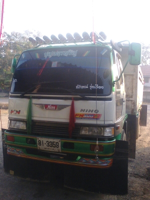 ขายรถสิบล้อ HINO ช่วงล่างร็อคกี้ใหญ่ ราคา 900,000