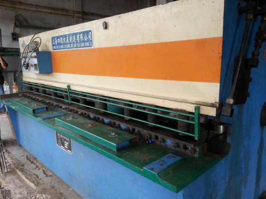 กรรไกรตัดเหล็กหนา4มม.ยาว2.5