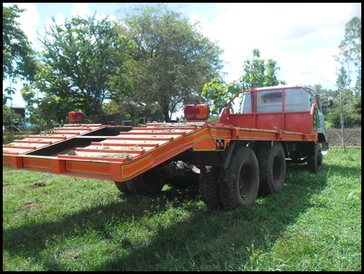 เทรเลอร์หางปลา UD