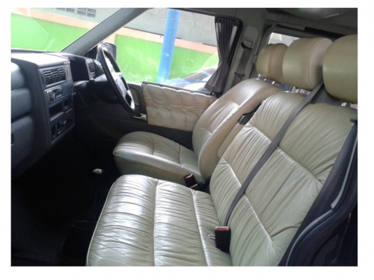 VOLKSWAGEN CARRAVELLE 2.8 GL ปี 2001