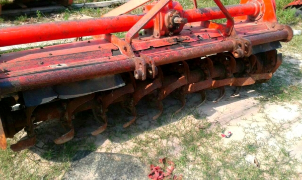 28500บาท  เหลือตัวเดียวแล้วครับ  โรตารี1.80ตราช้าง