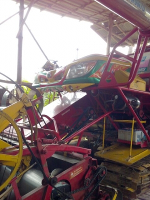 ขายรถเกี่ยวเกษตรพัฒนา ปี 54