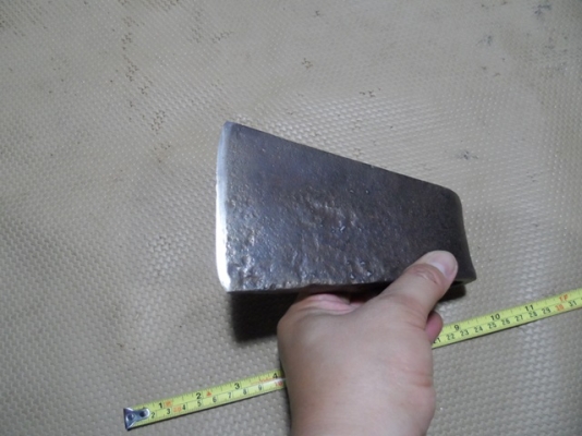 ขวาน งานเก่า ใหญ่ๆ หนักๆ