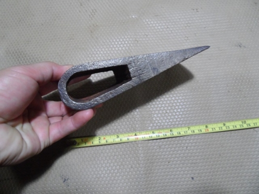 ขวาน งานเก่า ใหญ่ๆ หนักๆ