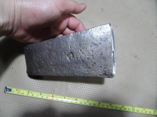 ขวาน งานเก่า ใหญ่ๆ หนักๆ