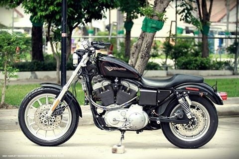 ขาย Harley Davidson sportster 1200 ปี 2001 อินวอย สพม แท้ ของแต่งเยอะตามรูป มีของเดิมให้ 330000 โทร  0811160919