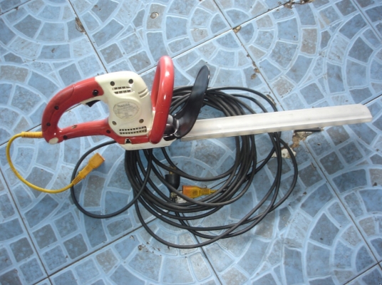 ขายเครื่องตัดแต่งพุ่มไม้ makita muh 353
