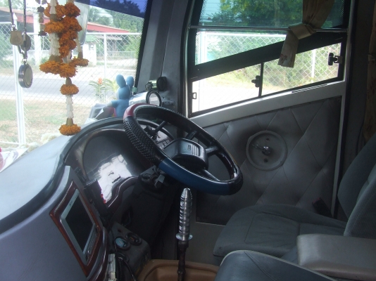 ขายรถบัส 2 ชั้น 8 ล้อ