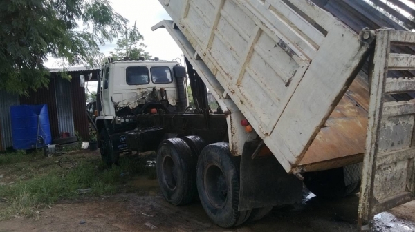 ขายบรรทุกสิบล้อดัมพ์ ISUZU 210 FXZ13NFY 2 เพลา เกียร์ฟูลเลอร์ กระบะเหล็ก ขายบรรทุกสิบล้อดัมพ์ ISUZU 210 FXZ13NFY 2 เพลา เกียร์ฟูลเลอร์ กระบะเหล็ก