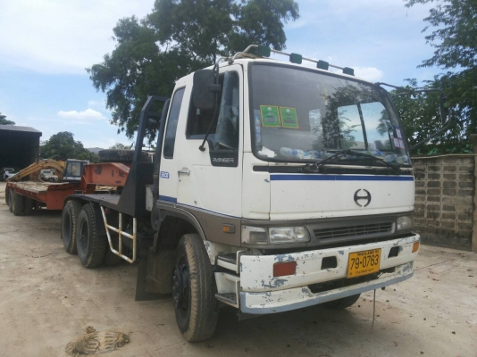 ขายรถหัวลากพร้อมหางบรรทุกรถแบคโค ขายรถหัวลากพร้อมหางบรรทุกรถแบคโค