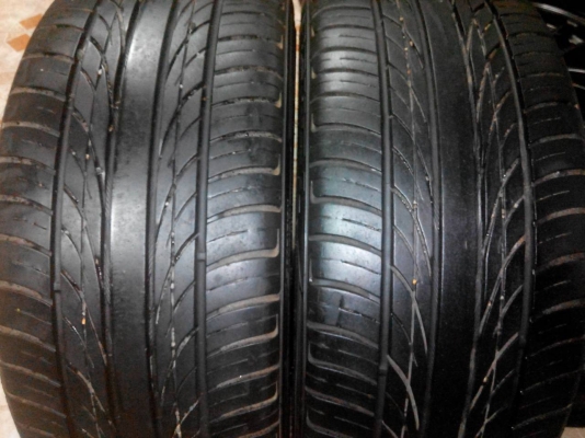ยาง205-45-17ปี12สวยๆ1คู่1500 ยางเกาหลีครับไม่มีปะ ไม่บวม
