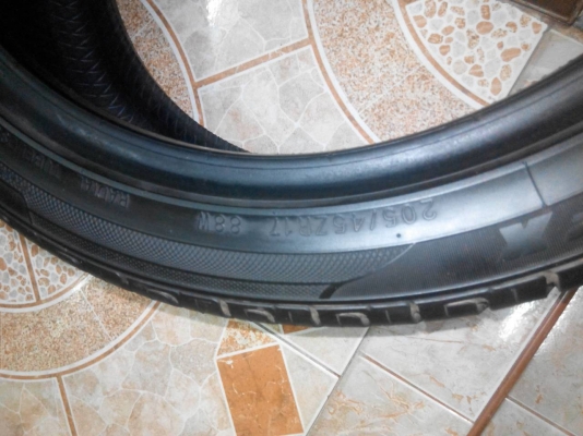 ยาง205-45-17ปี12สวยๆ1คู่1500 ยางเกาหลีครับไม่มีปะ ไม่บวม ยาง205-45-17ปี12สวยๆ1คู่1500 ยางเกาหลีครับไม่มีปะ ไม่บวม