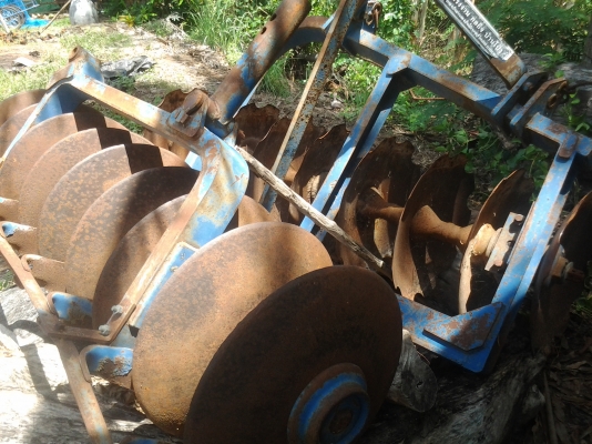 ขายพานซอย9แถวใบ22ติดกับรถไถฟอด6610เสื้อลายลดเหลือ53000บาท