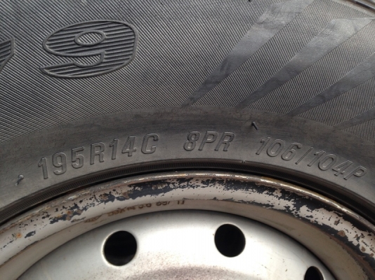 ล้อกระทะ ISUZU พร้อมยาง MAXIS 195R14