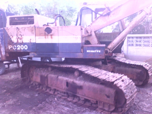 ขาย!! KOMATSU PC200-2  /  470.000. ต่อรองได้