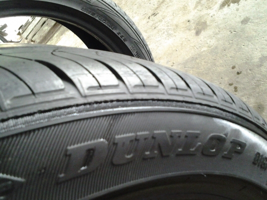 ยาง dunlop 225/40/18