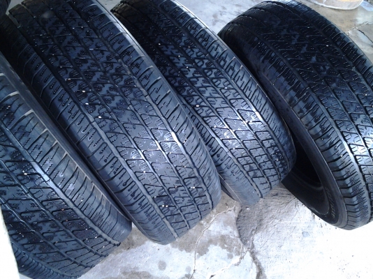 ยาง มิชลิน 265/65/17 ปี12  ดอกหนาๆนุ่มๆ
